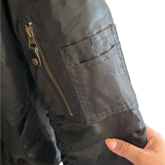 Vintage Y2K South Pole Men’s Reversible Puffer Bomber Jacket Coat Black Grey XXL - Picture 5 of 9